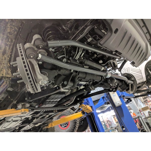 Synergy: Wrangler JL / Gladiator JT: посилена кована верхня рульова тяга Heavy Duty